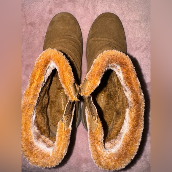 New in Box, Women’s size 11 BareTraps Boots - Picture 9 of 11